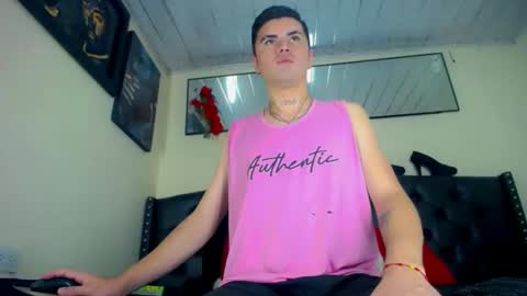 Snapshot of sebastian_loaiza chatting on 11/08/25, 08:07 Sebastian online show from 11/08/25, 08:07