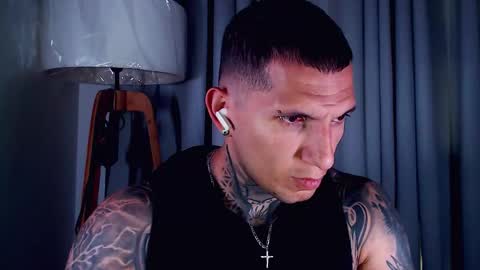 Snapshot of sebastian_muss chatting on 10/05/25, 12:58 Sebastian online show from 10/05/25, 12:58