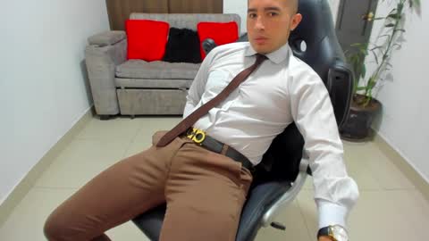 Snapshot of sebastian_oconnor77 chatting on 01/13/25, 03:58 juan  sebastian online show from 01/13/25, 03:58