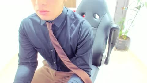 Snapshot of sebastian_oconnor77 chatting on 01/16/25, 12:31 juan  sebastian online show from 01/16/25, 12:31