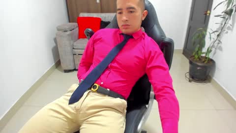 Snapshot of sebastian_oconnor77 chatting on 01/17/25, 03:00 juan  sebastian online show from 01/17/25, 03:00