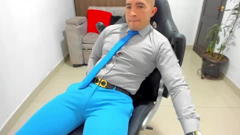 Snapshot of sebastian_oconnor77 chatting on 01/24/25, 06:14 juan  sebastian online show from 01/24/25, 06:14