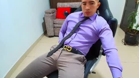 Snapshot of sebastian_oconnor77 chatting on 01/31/25, 12:07 juan  sebastian online show from 01/31/25, 12:07