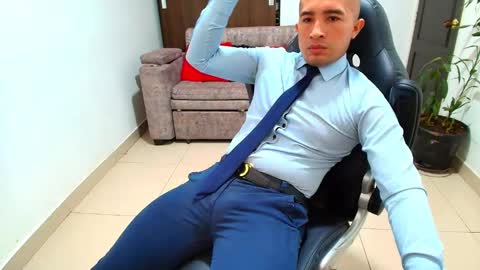 Snapshot of sebastian_oconnor77 chatting on 02/01/25, 03:18 juan  sebastian online show from 02/01/25, 03:18