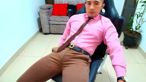 Snapshot of sebastian_oconnor77 chatting on 02/07/25, 03:19 juan  sebastian online show from 02/07/25, 03:19