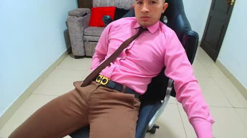 Snapshot of sebastian_oconnor77 chatting on 02/09/25, 03:12 juan  sebastian online show from 02/09/25, 03:12