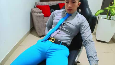 Snapshot of sebastian_oconnor77 chatting on 03/07/25, 12:34 juan  sebastian online show from 03/07/25, 12:34