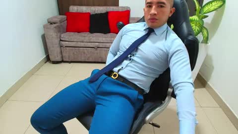 Snapshot of sebastian_oconnor77 chatting on 03/08/25, 03:56 juan  sebastian online show from 03/08/25, 03:56