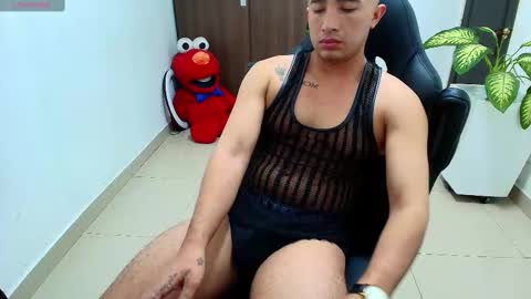 Snapshot of sebastian_oconnor77 chatting on 09/19/25, 12:39 juan  sebastian online show from 09/19/25, 12:39