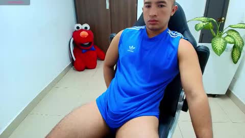 Snapshot of sebastian_oconnor77 chatting on 09/29/25, 12:43 juan  sebastian online show from 09/29/25, 12:43
