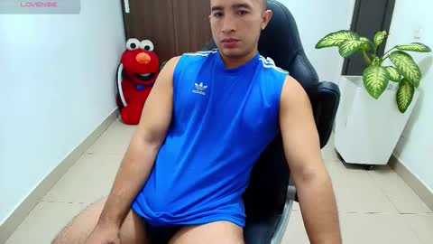 Snapshot of sebastian_oconnor77 chatting on 10/16/25, 12:39 juan  sebastian online show from 10/16/25, 12:39
