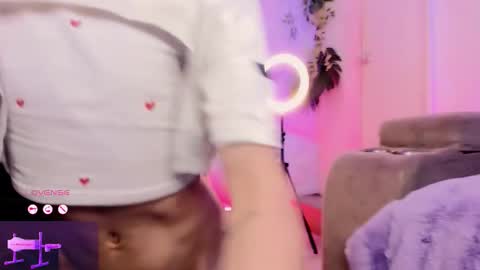     .  INDEPENDENT MODEL online show from 02/14/26, 03:20