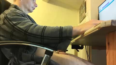 Snapshot of sebastianspalding450 chatting on 10/02/25, 08:54 sebastianspalding450 online show from 10/02/25, 08:54