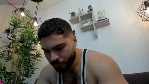 Snapshot of sebastianvilla__ chatting on 11/07/25, 10:32 Instagram jeanpaulfit online show from 11/07/25, 10:32