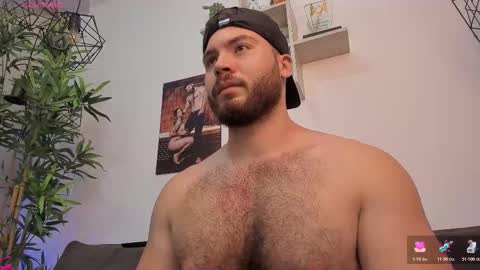 Snapshot of sebastianvilla__ chatting on 11/15/25, 11:54 Instagram jeanpaulfit online show from 11/15/25, 11:54