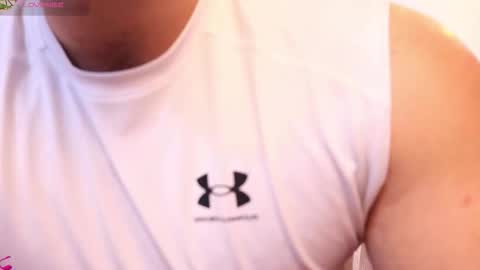 Snapshot of sebastianvilla__ chatting on 11/27/25, 11:51 Instagram jeanpaulfit online show from 11/27/25, 11:51