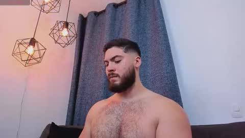 Instagram jeanpaulfit  online show from 03/26/26, 10:48