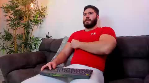 Instagram jeanpaulfit  online show from 07/09/26, 11:09