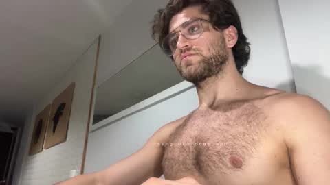 Snapshot of sebasvalentinos chatting on 03/08/26, 01:25 sebasvalentinos online show from 03/08/26, 01:25