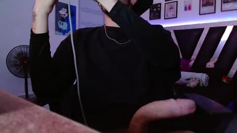 Snapshot of sebasxxl12 chatting on 01/06/26, 05:33 Sebas online show from 01/06/26, 05:33