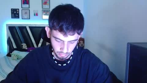 Snapshot of sebasxxl12 chatting on 02/03/26, 11:43 Sebas online show from 02/03/26, 11:43