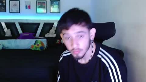 Snapshot of sebasxxl12 chatting on 02/10/26, 06:23 Sebas online show from 02/10/26, 06:23