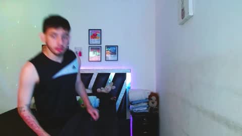 Snapshot of sebasxxl12 chatting on 03/14/26, 01:38 Sebas online show from 03/14/26, 01:38