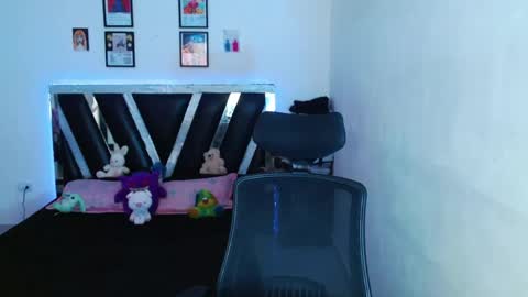Snapshot of sebasxxl12 chatting on 05/05/26, 09:56 Sebas online show from 05/05/26, 09:56