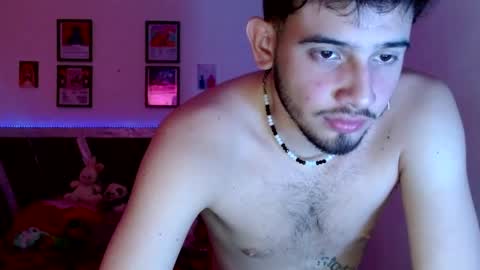 Snapshot of sebasxxl12 chatting on 05/25/26, 10:10 Sebas online show from 05/25/26, 10:10