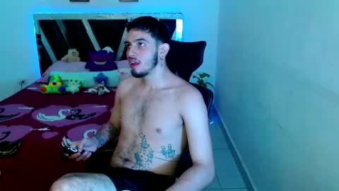 Snapshot of sebasxxl12 chatting on 06/03/26, 10:40 Sebas online show from 06/03/26, 10:40