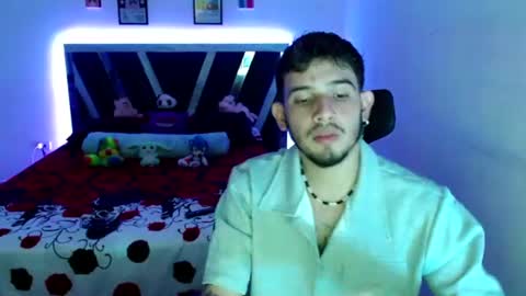 Snapshot of sebasxxl12 chatting on 06/19/26, 03:22 Sebas online show from 06/19/26, 03:22