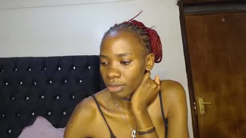 sebatrishaa online show from 11/24/25, 11:21