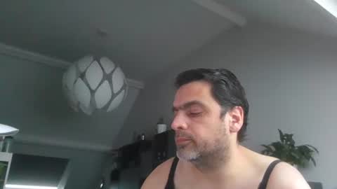 Snapshot of sebix9206 chatting on 03/11/26, 08:20 sebix9206 online show from 03/11/26, 08:20