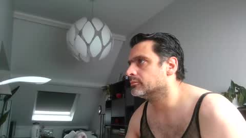 Snapshot of sebix9206 chatting on 06/12/26, 07:40 sebix9206 online show from 06/12/26, 07:40
