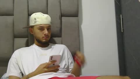 Snapshot of sebolaz chatting on 12/17/24, 06:45 ryan miller online show from 12/17/24, 06:45