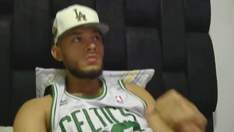 Snapshot of sebolaz chatting on 12/20/24, 02:08 ryan miller online show from 12/20/24, 02:08