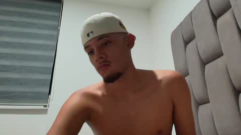 Snapshot of sebolaz chatting on 01/04/25, 06:52 ryan miller online show from 01/04/25, 06:52