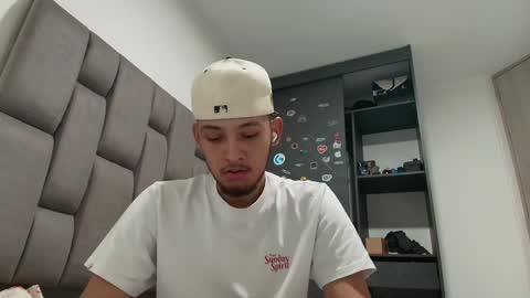 Snapshot of sebolaz chatting on 01/15/25, 05:29 ryan miller online show from 01/15/25, 05:29