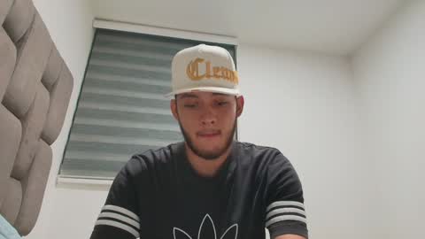 Snapshot of sebolaz chatting on 02/07/25, 03:12 ryan miller online show from 02/07/25, 03:12