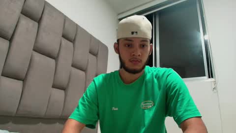 Snapshot of sebolaz chatting on 02/11/25, 04:44 ryan miller online show from 02/11/25, 04:44