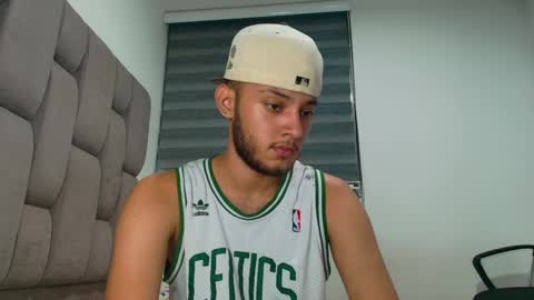 Snapshot of sebolaz chatting on 03/05/25, 03:29 ryan miller online show from 03/05/25, 03:29