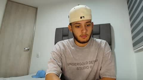 Snapshot of sebolaz chatting on 03/08/25, 04:45 ryan miller online show from 03/08/25, 04:45