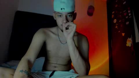 Snapshot of sebolaz chatting on 11/05/25, 11:27 ryan miller online show from 11/05/25, 11:27