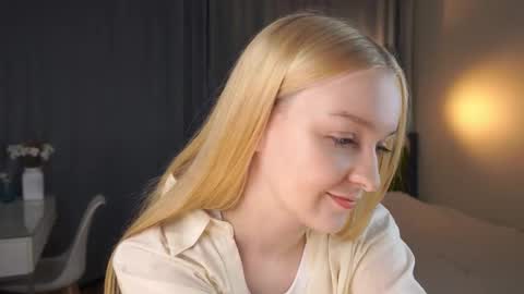 Rina online show from 09/13/25, 07:35