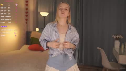 Rina online show from 10/07/25, 07:11