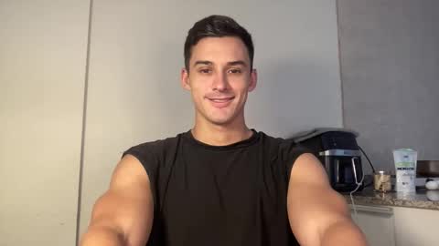 Snapshot of sebybeba chatting on 01/11/26, 01:38 sebybeba online show from 01/11/26, 01:38