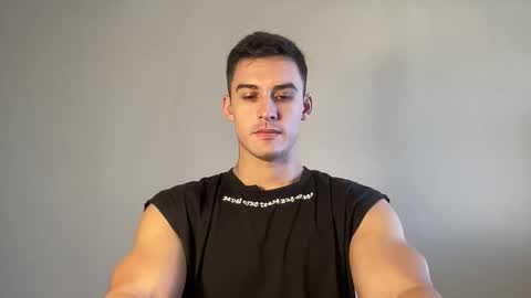 Snapshot of sebybeba chatting on 02/04/26, 01:06 sebybeba online show from 02/04/26, 01:06