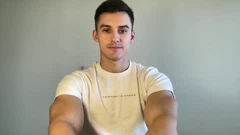 Snapshot of sebybeba chatting on 02/09/26, 12:20 sebybeba online show from 02/09/26, 12:20