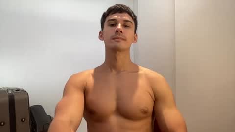Snapshot of sebybeba chatting on 06/18/26, 01:59 sebybeba online show from 06/18/26, 01:59