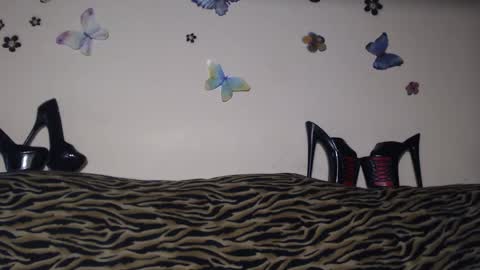 Snapshot of secoiya chatting on 03/12/26, 09:32 Emily online show from 03/12/26, 09:32